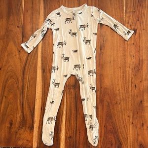 Kyte Baby zippered reindeer footie 12 - 18 months. Holidays. Christmas